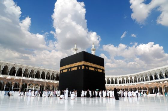 دليل المعتمر الذكي: خطوات وإجراءات العمرة خطوة بخطوة مع “ماجيك لايف تورز”